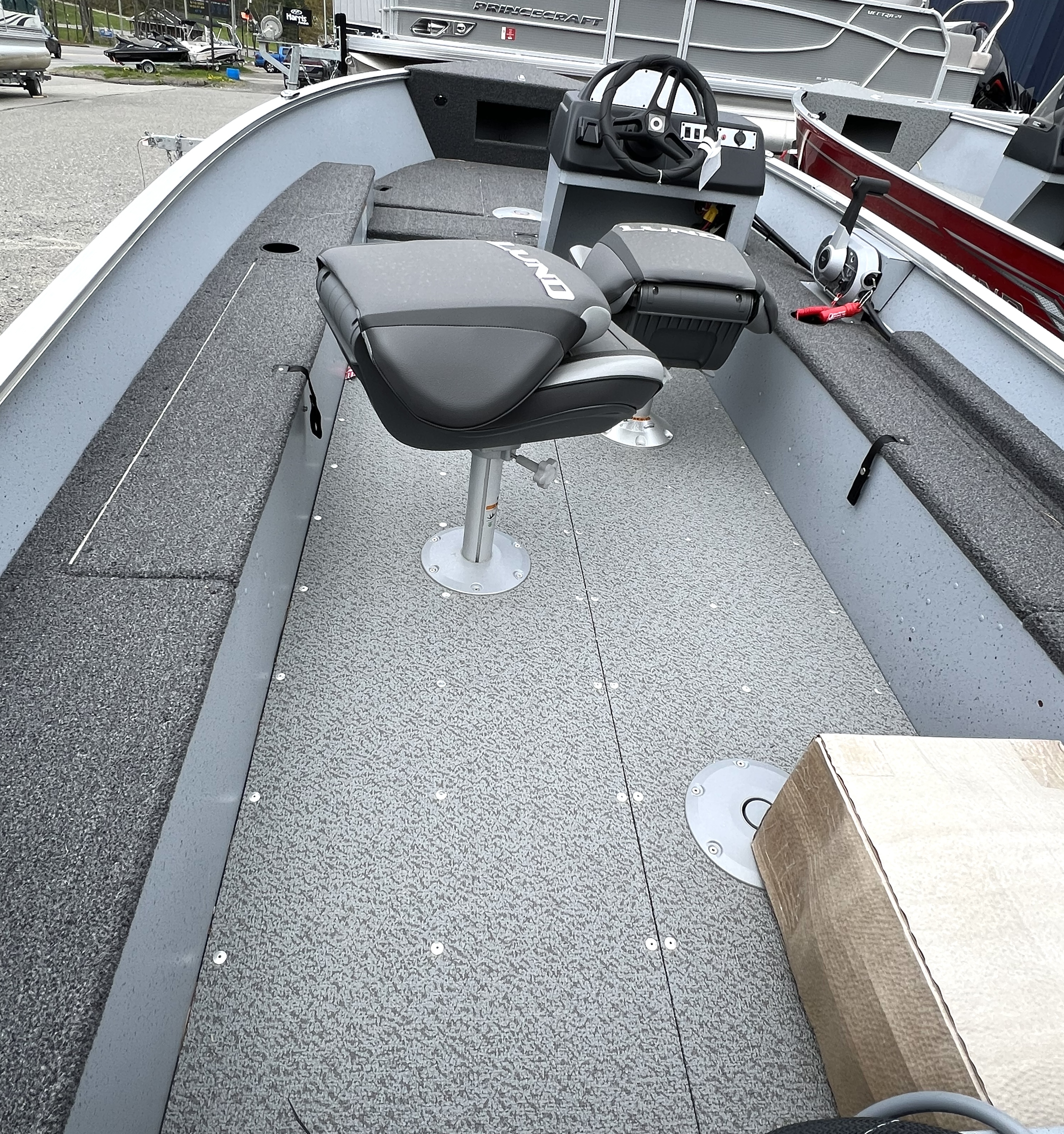 2025 Lund Fury 1600 SS - Photo 4